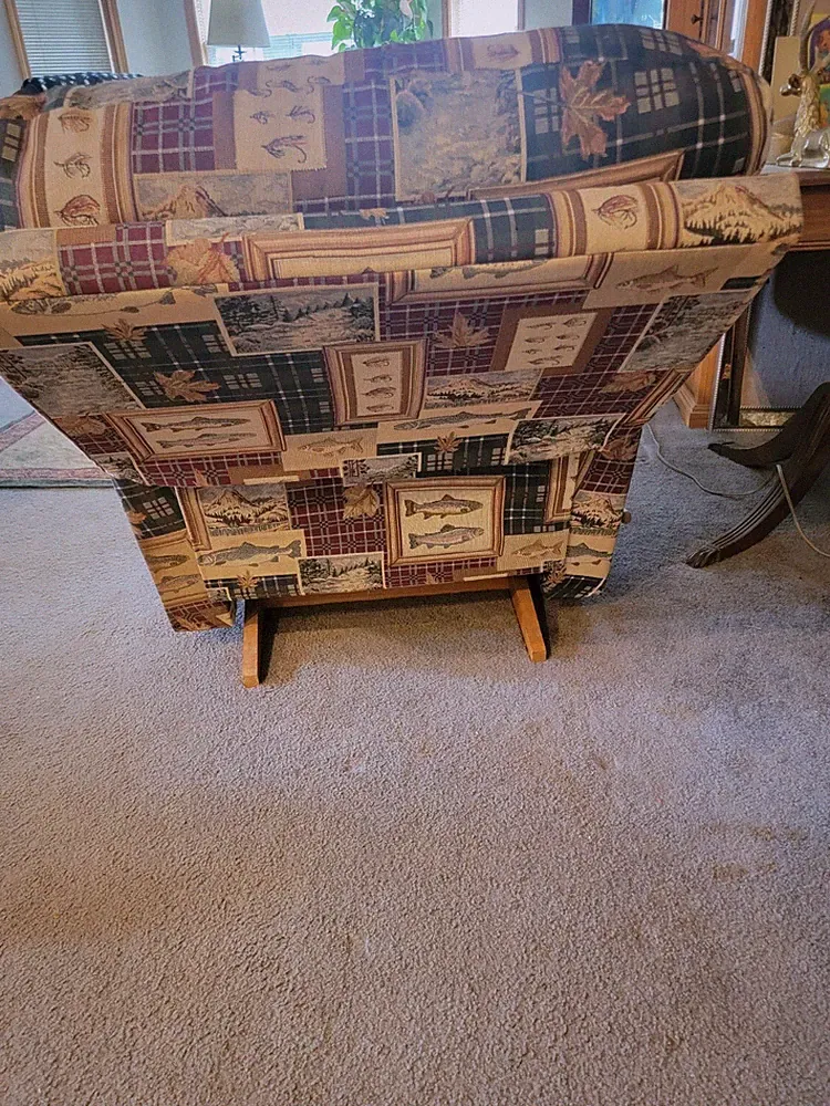 Recliner Chair for Your Cabin